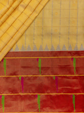 Weaves Paithani Saree With Contrast Border