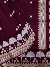 Weaves Banarasi Butta