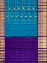 Weaves Gadwal Pattu With Contrast Border With Checks