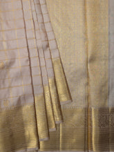 Kanjeevaram All Over Checks With Butta Gold Zari (Talambralu)