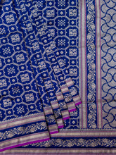 Weaves Banarasi Butta With Edgeing