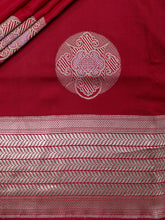 Weaves Banarasi Butta
