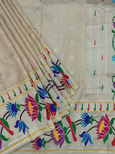 Weaves Paithani Saree With Contrast Border