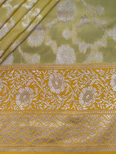 Weaves Banarasi Jaal
