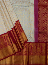 Kanjeevaram All Over Butta Gold Zari With Contrast Border (Talambralu)