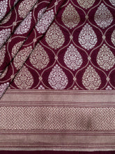 Weaves Banarasi Jaal