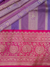 Weaves Banarasi Rangkat