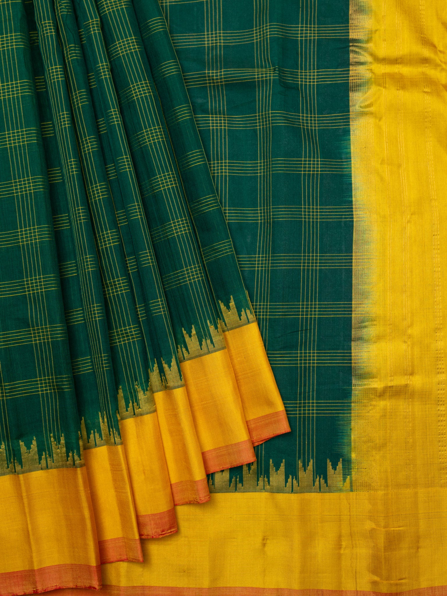 Weaves Gadwal Sikho With Contrast Border
