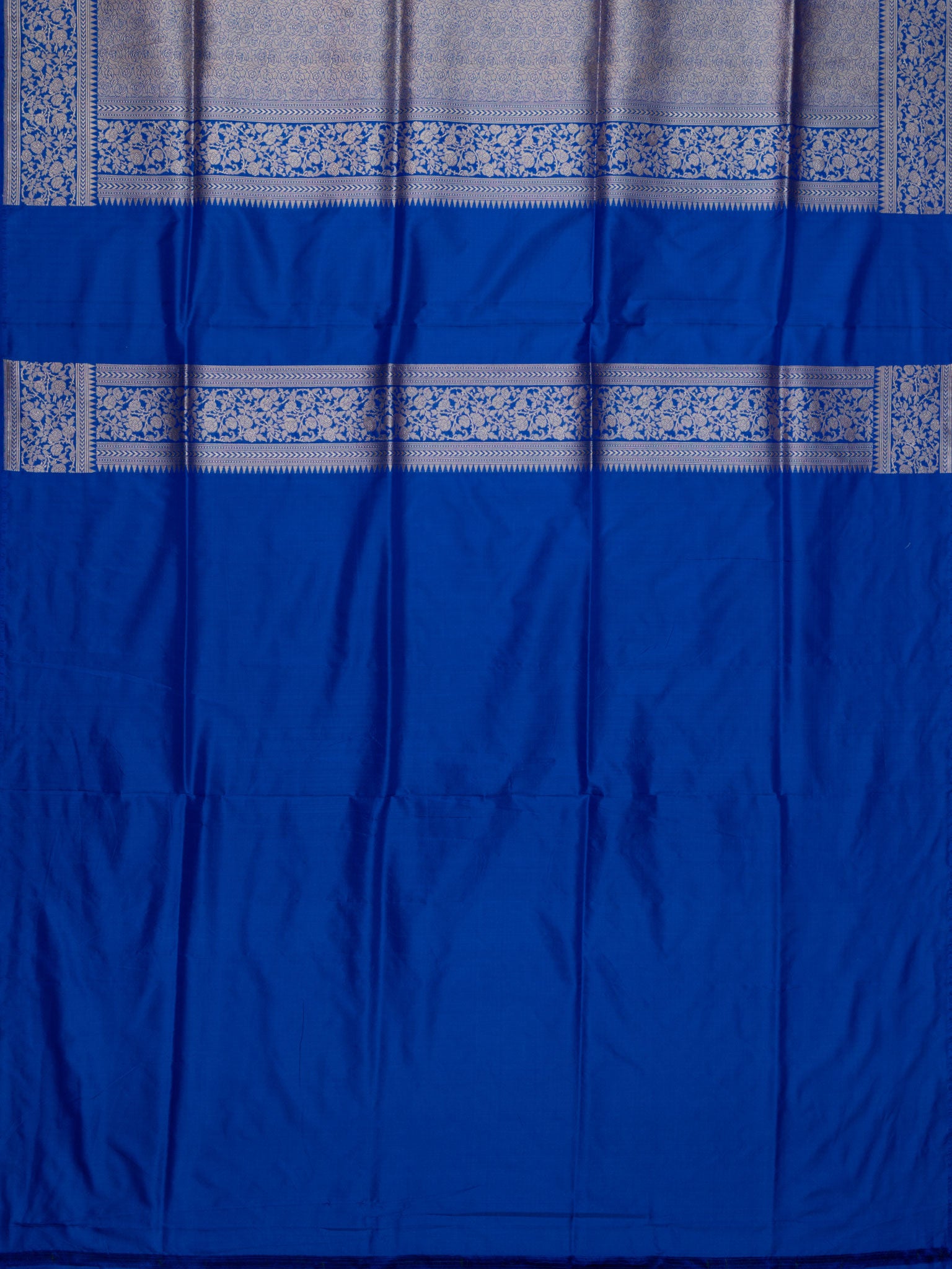 Weaves Banarasi Butta