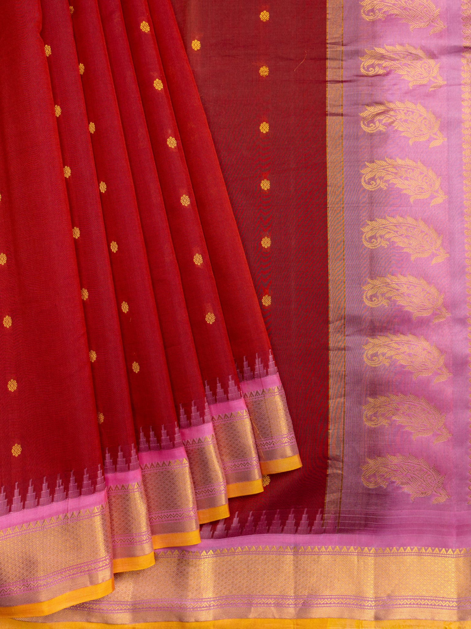 Weaves Gadwal Sikho With Contrast Border