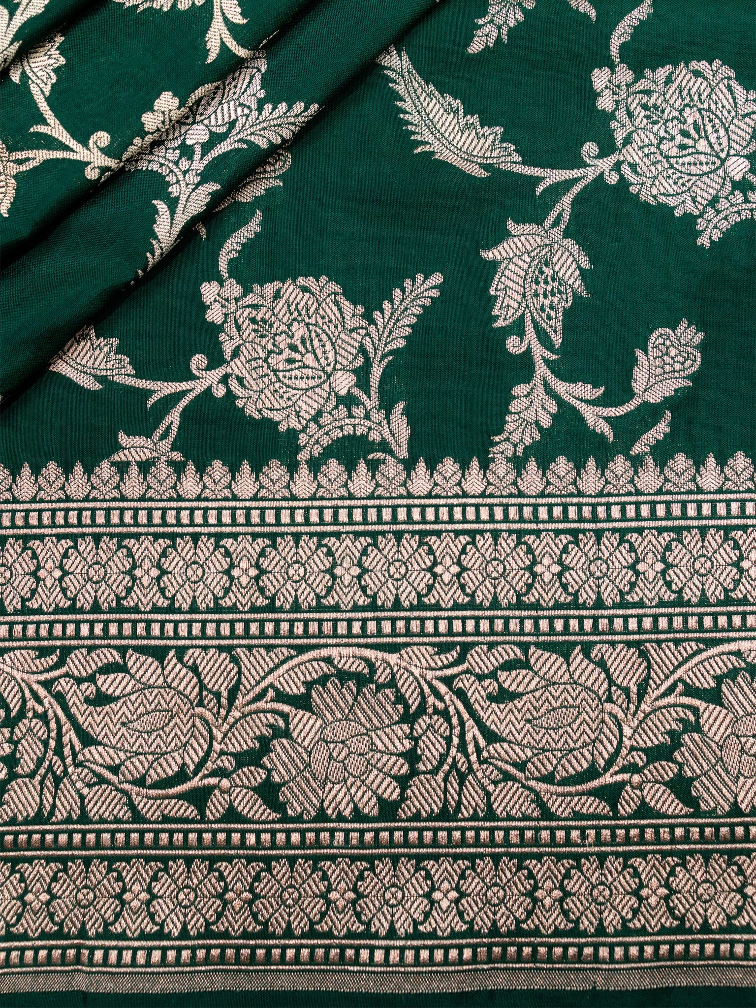 Weaves Banarasi Jaal