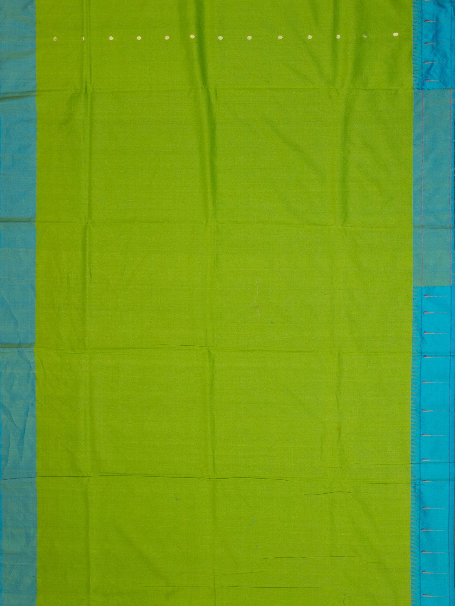 Weaves Paithani Saree With Contrast Border With Muniya Border