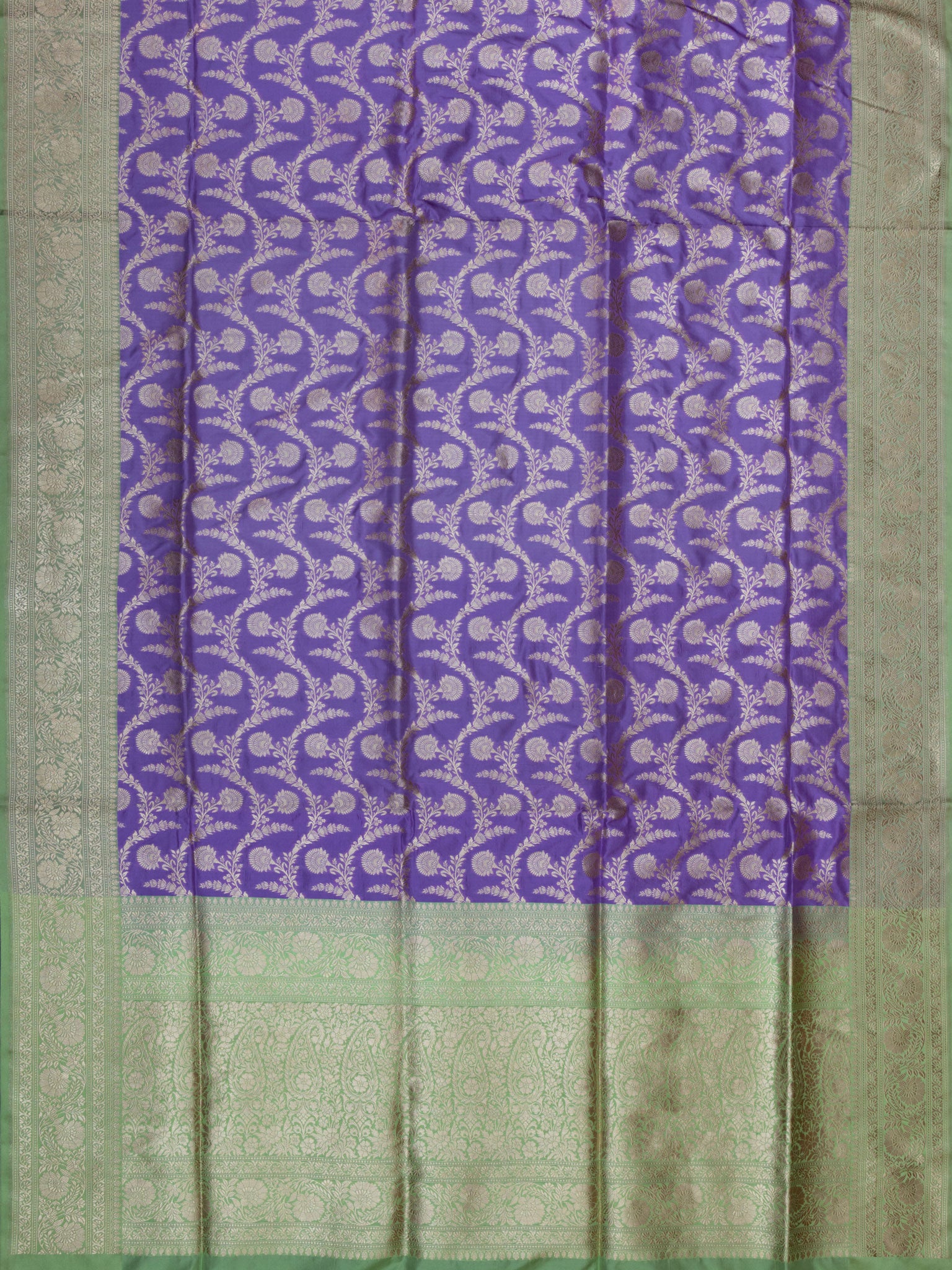 Weaves Banarasi Butta