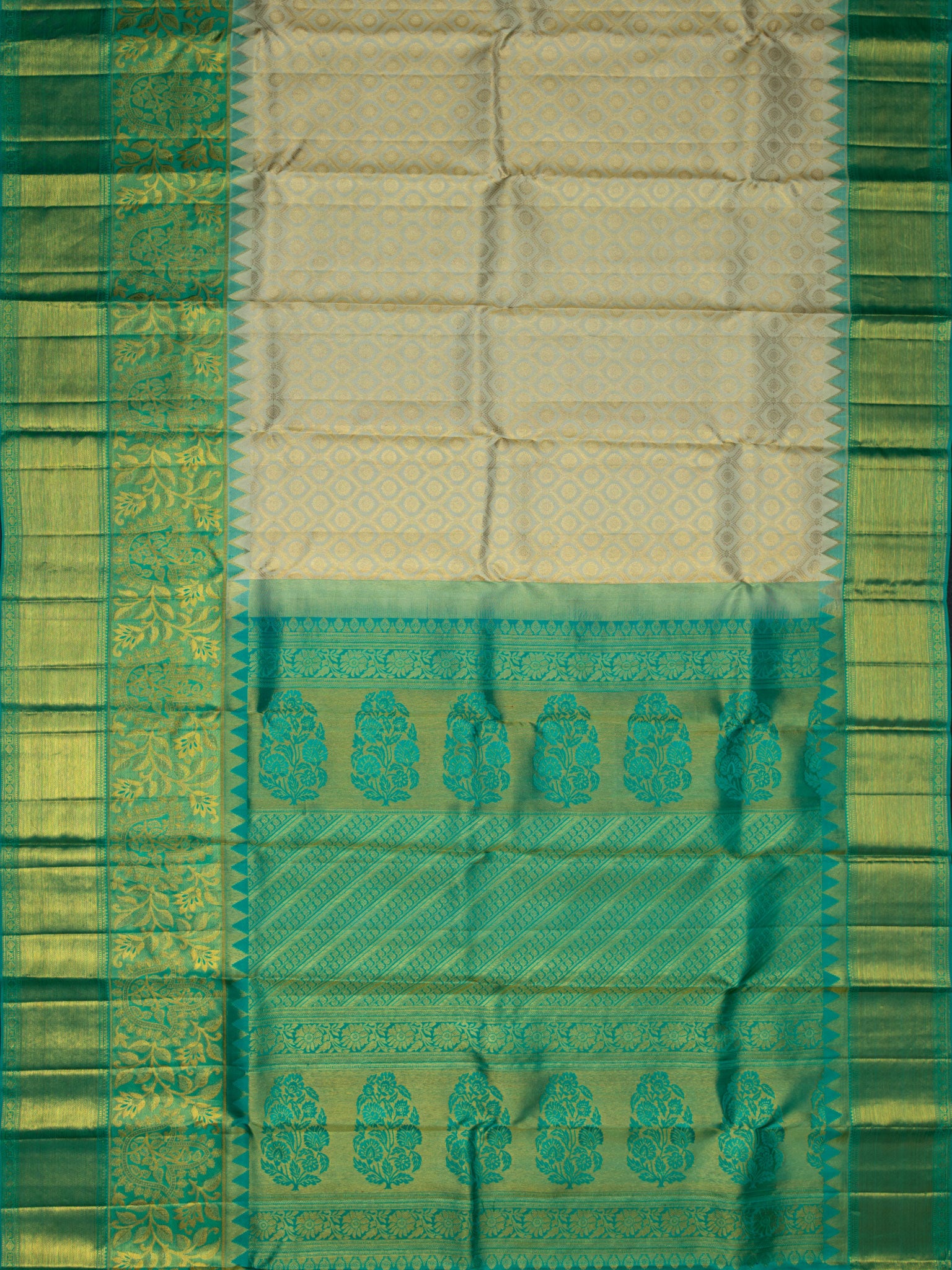 Kanjeevaram Kanchi Pattu All Over Butta Zari With Contrast Border (Talambralu) With Temple Border Green