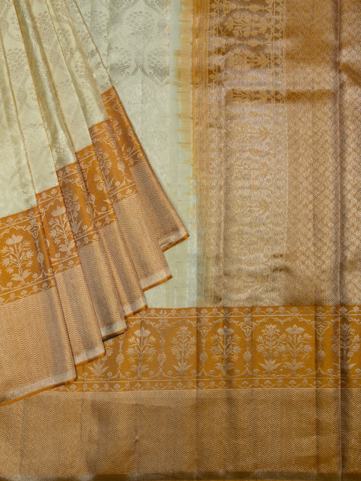 Kanjeevaram Kanchi Pattu All Over Butta Zari With Contrast Border (Talambralu) Cream + Mustard Yellow
