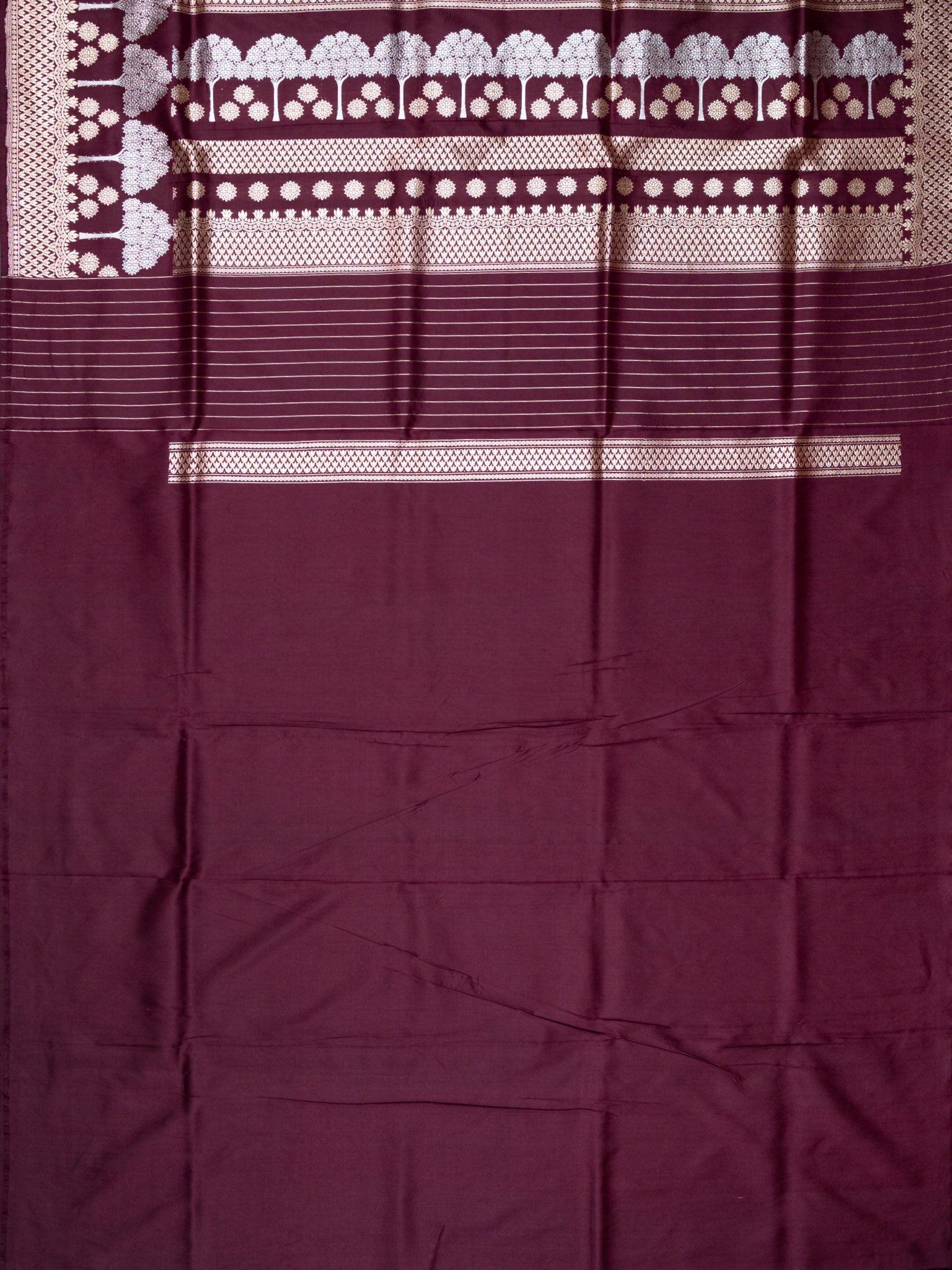 Weaves Banarasi Butta