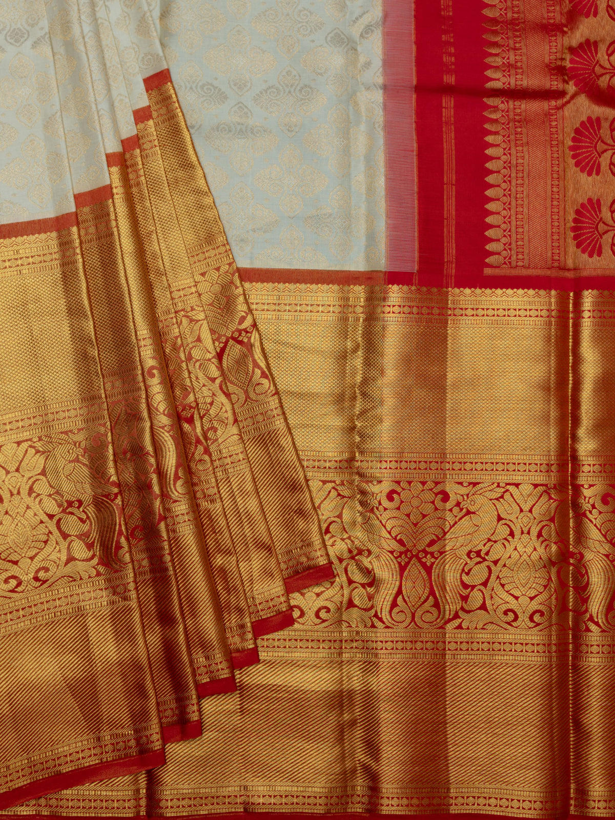 Kanjeevaram Kanchi Pattu All Over Butta Zari With Contrast Border (Talambralu) Cream + Red