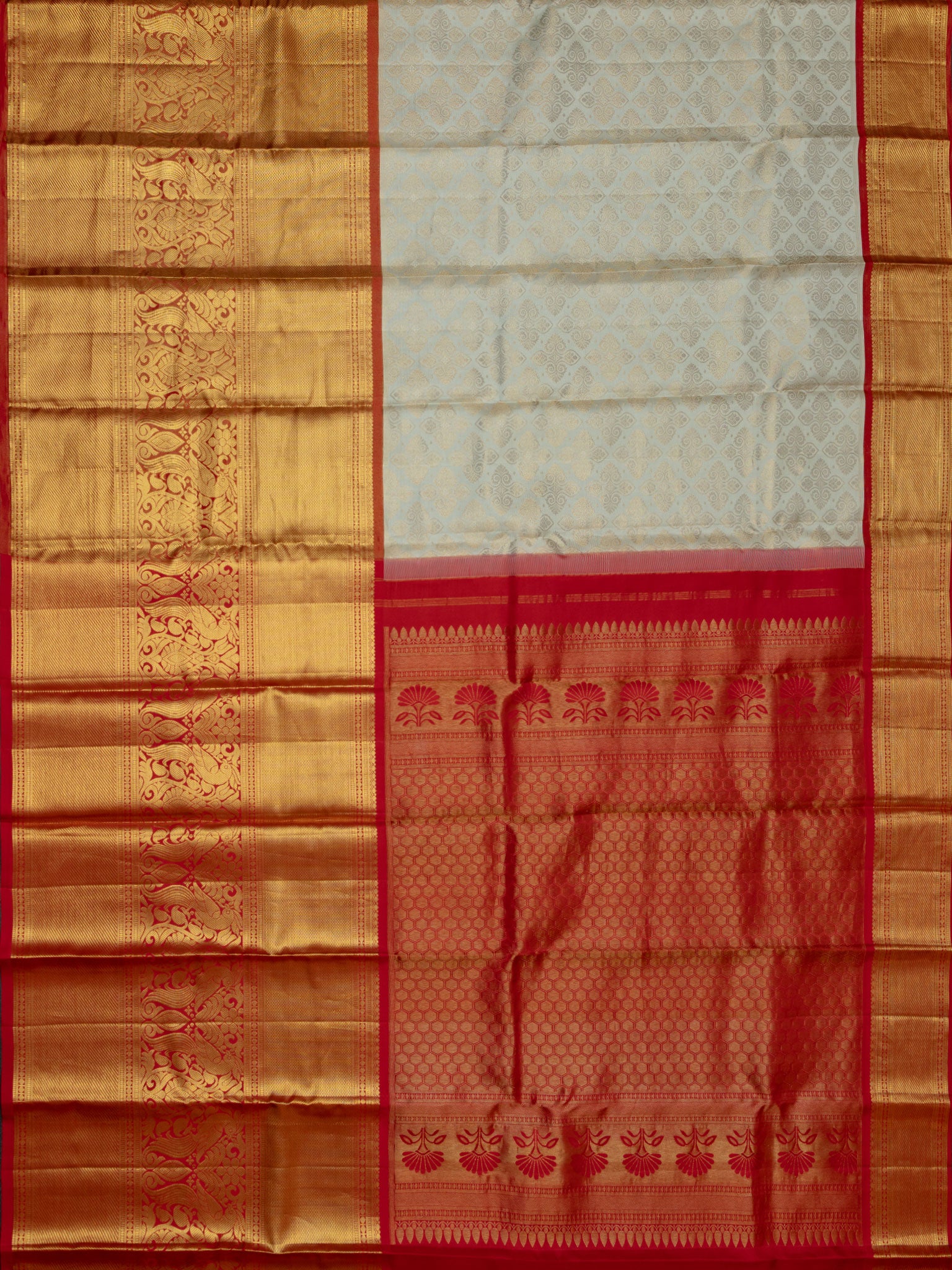 Kanjeevaram Kanchi Pattu All Over Butta Zari With Contrast Border (Talambralu) Cream + Red