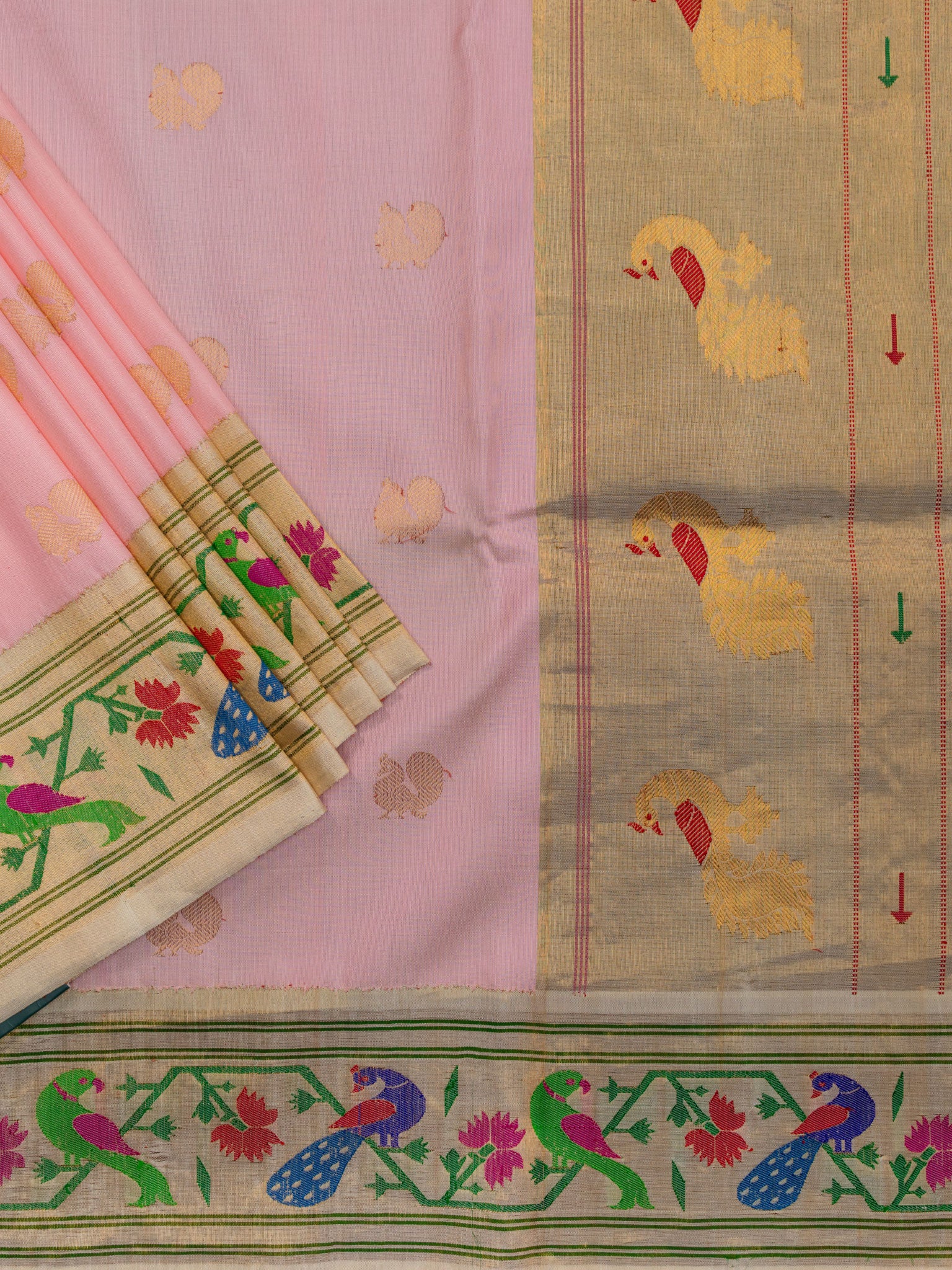 Weaves Paithani Saree With Contrast Border