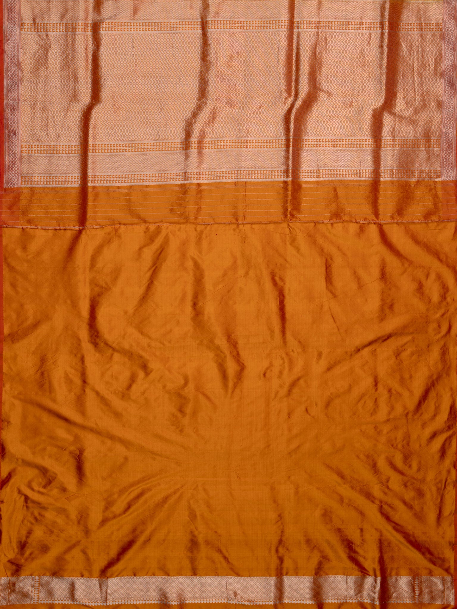 Weaves Banarasi Butta