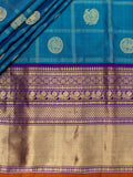Weaves Gadwal Pattu With Contrast Border With Checks