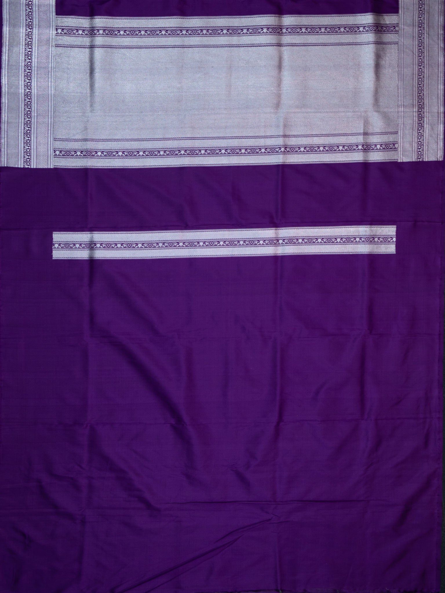 Weaves Banarasi Butta