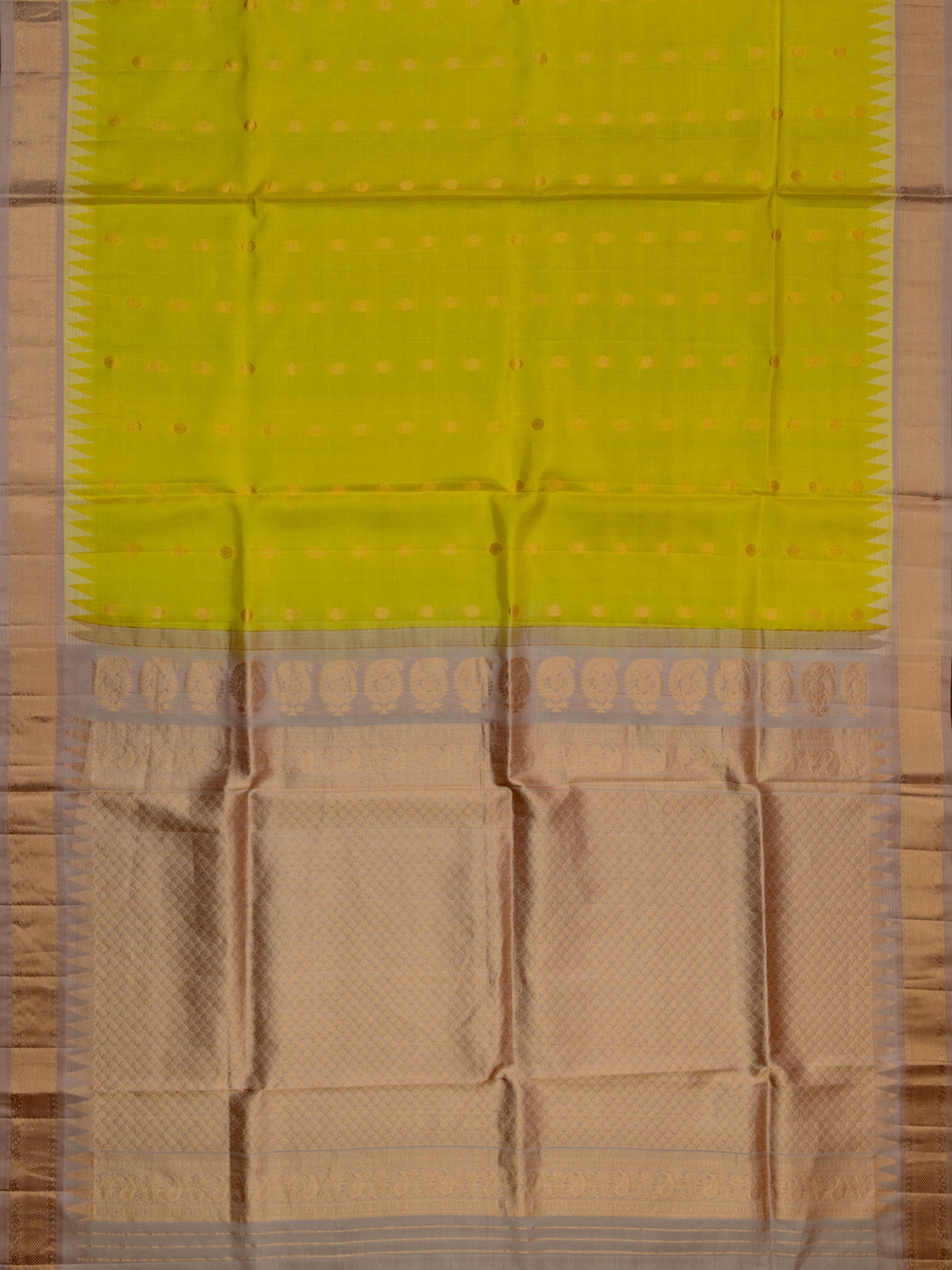 Weaves Gadwal Pattu With Contrast Border With Temple Border With Butta