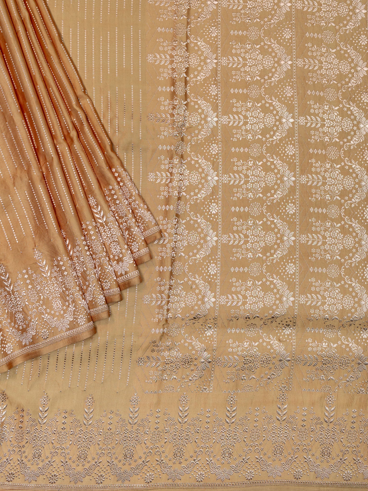 Weaves Banarasi Jaal