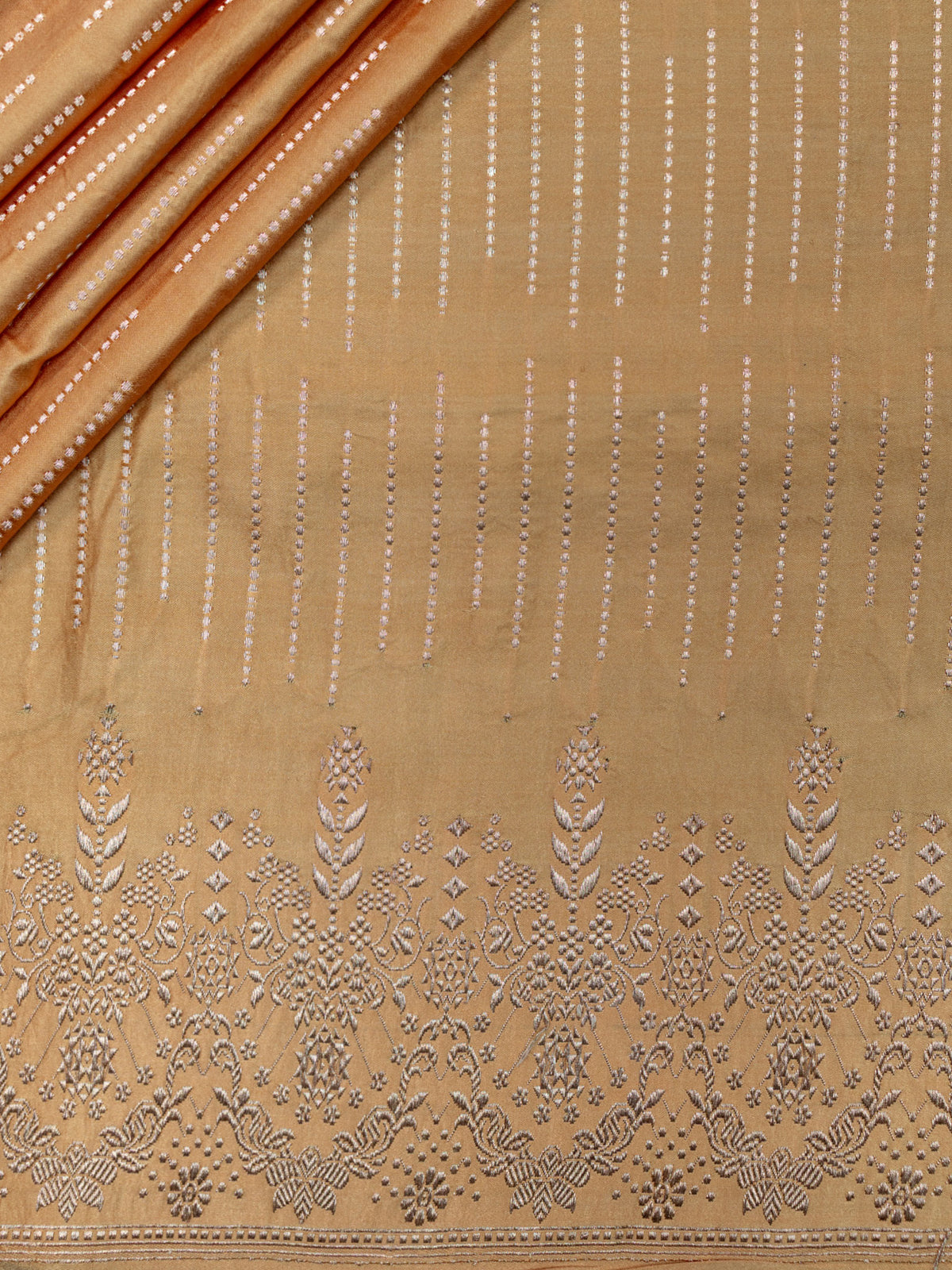 Weaves Banarasi Jaal