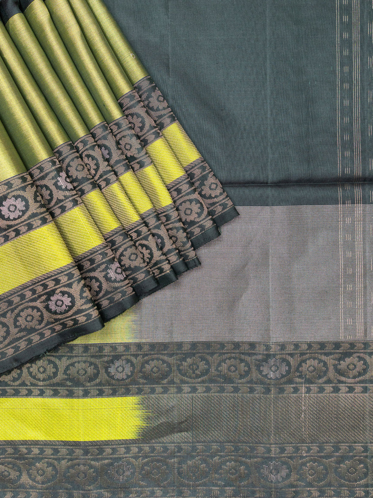 Soft Silk Tripura Pattu Saree Dark Green Self Border