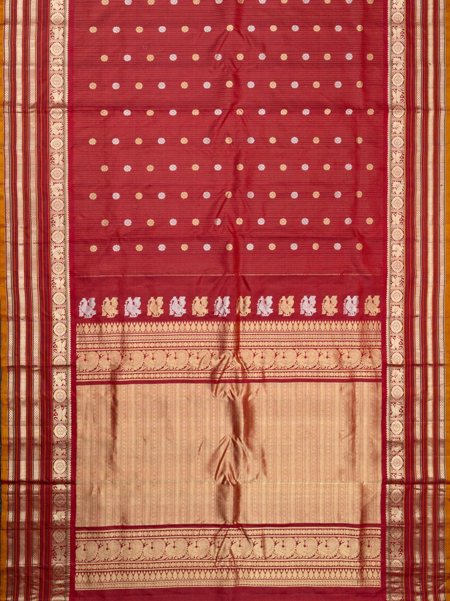 Weaves Gadwal Pattu With Contrast Border With Temple Border With Butta Checks