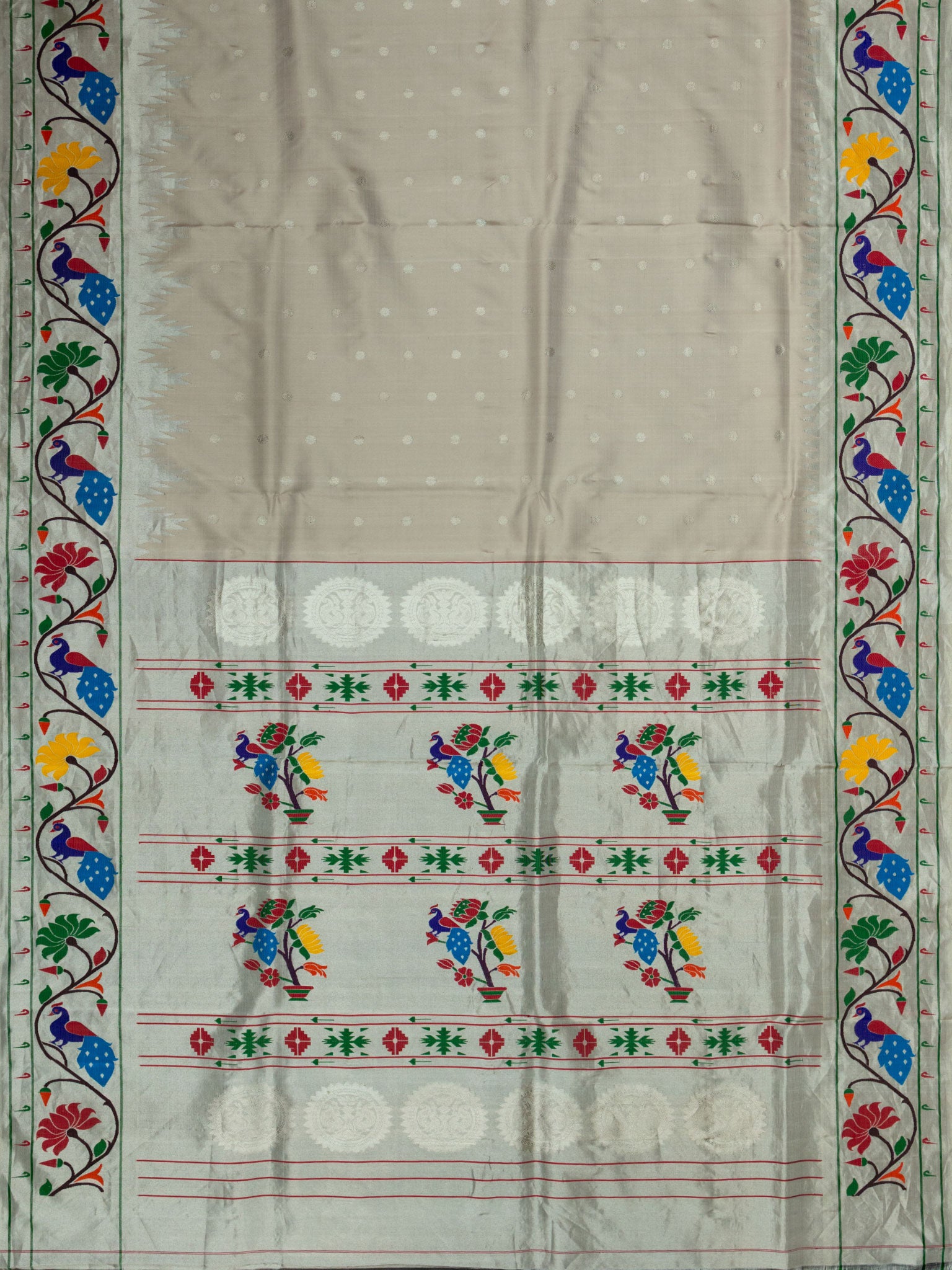Weaves Paithani Saree With Contrast Border