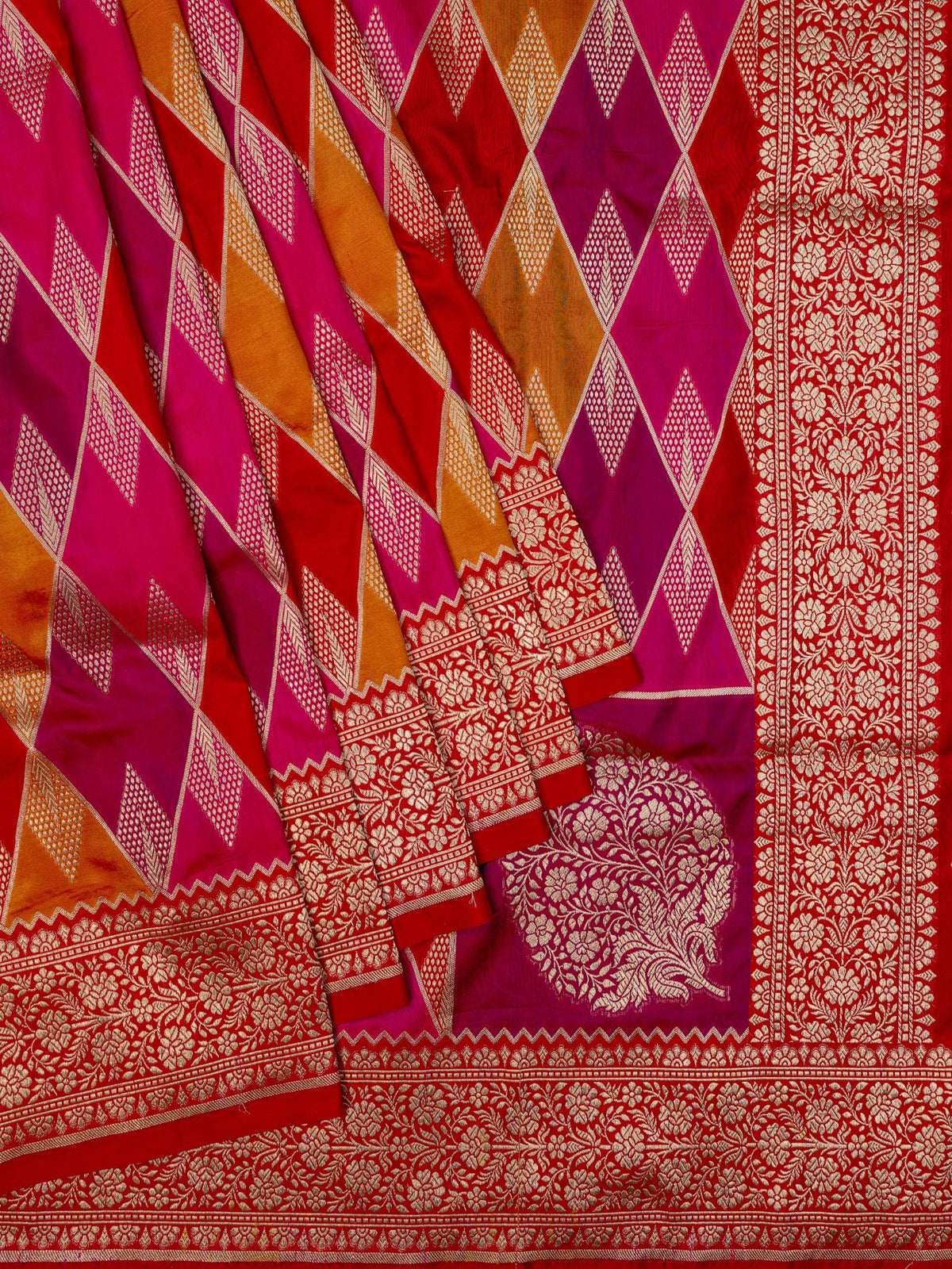 Weaves Banarasi Banarasi Rangkat Red