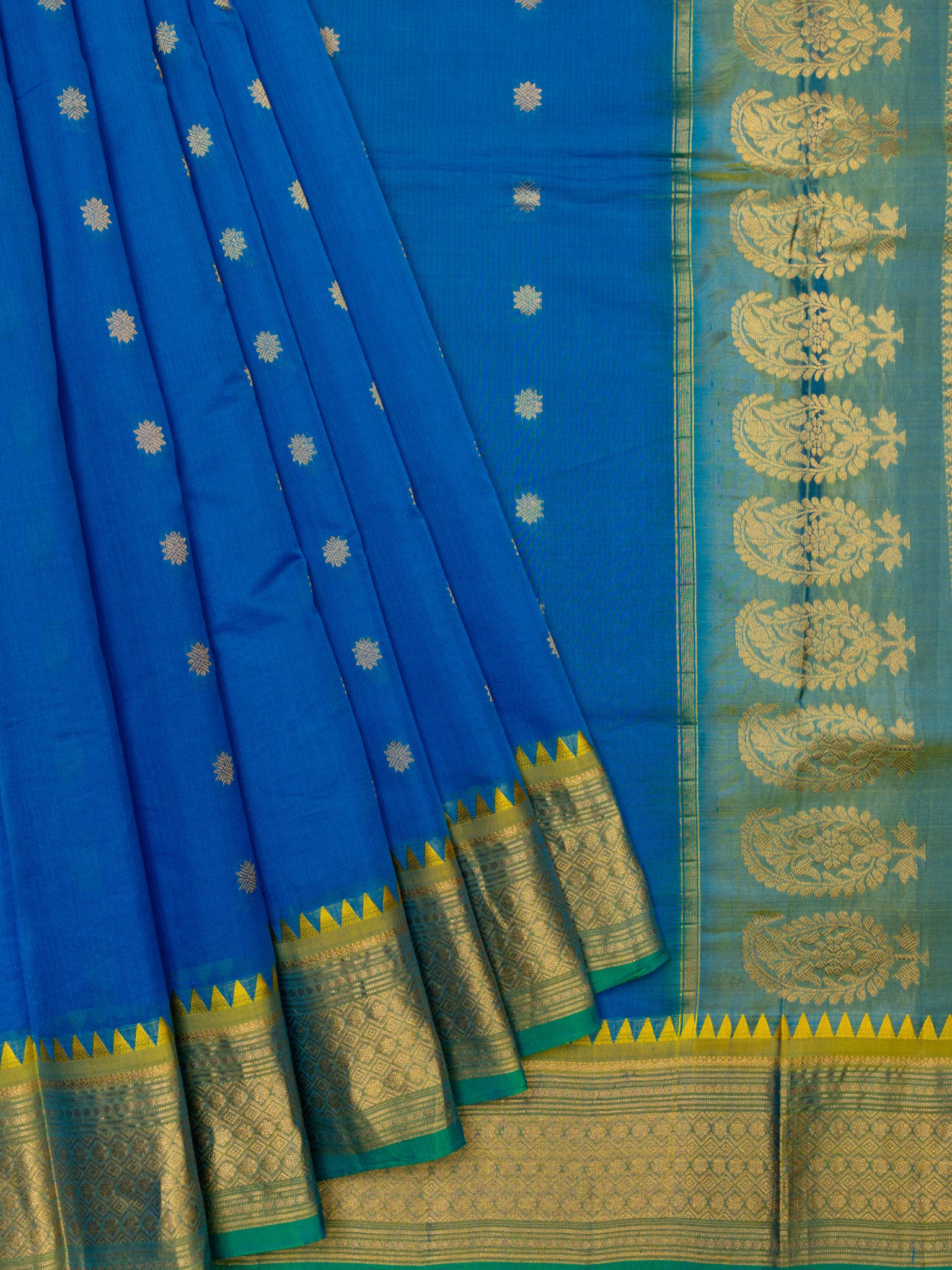 Weaves Gadwal Sikho With Contrast Border