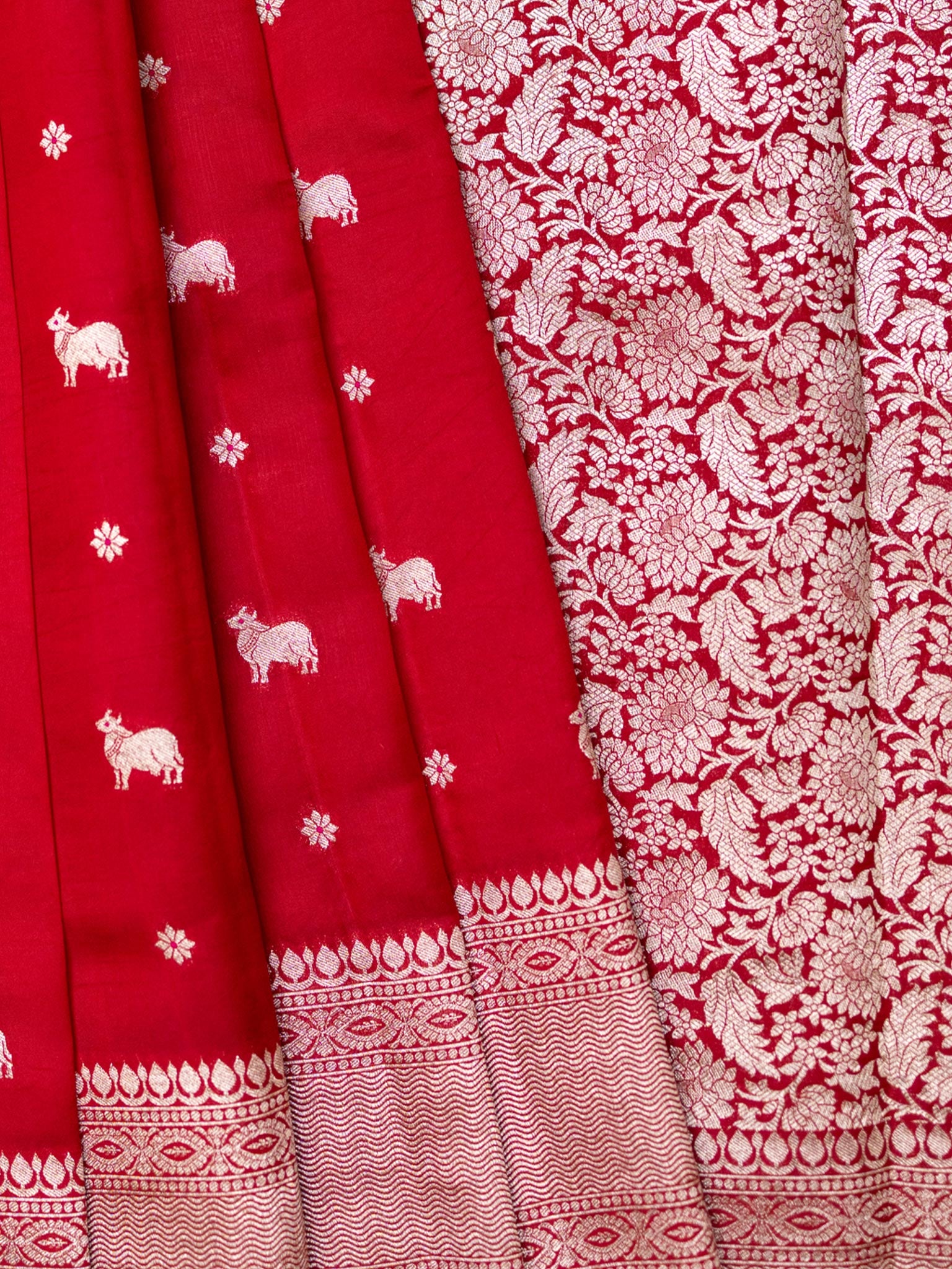 Red Chiniya Silk Saree With Pichwai Butta Design And Small Self Gold Zari