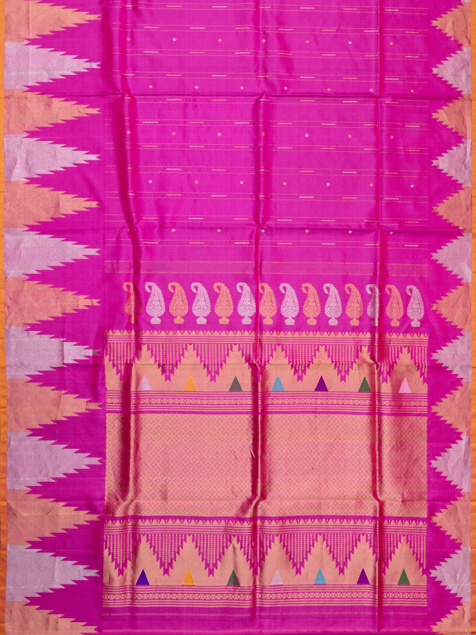 Weaves Gadwal Pattu With Temple Border With Small Butta