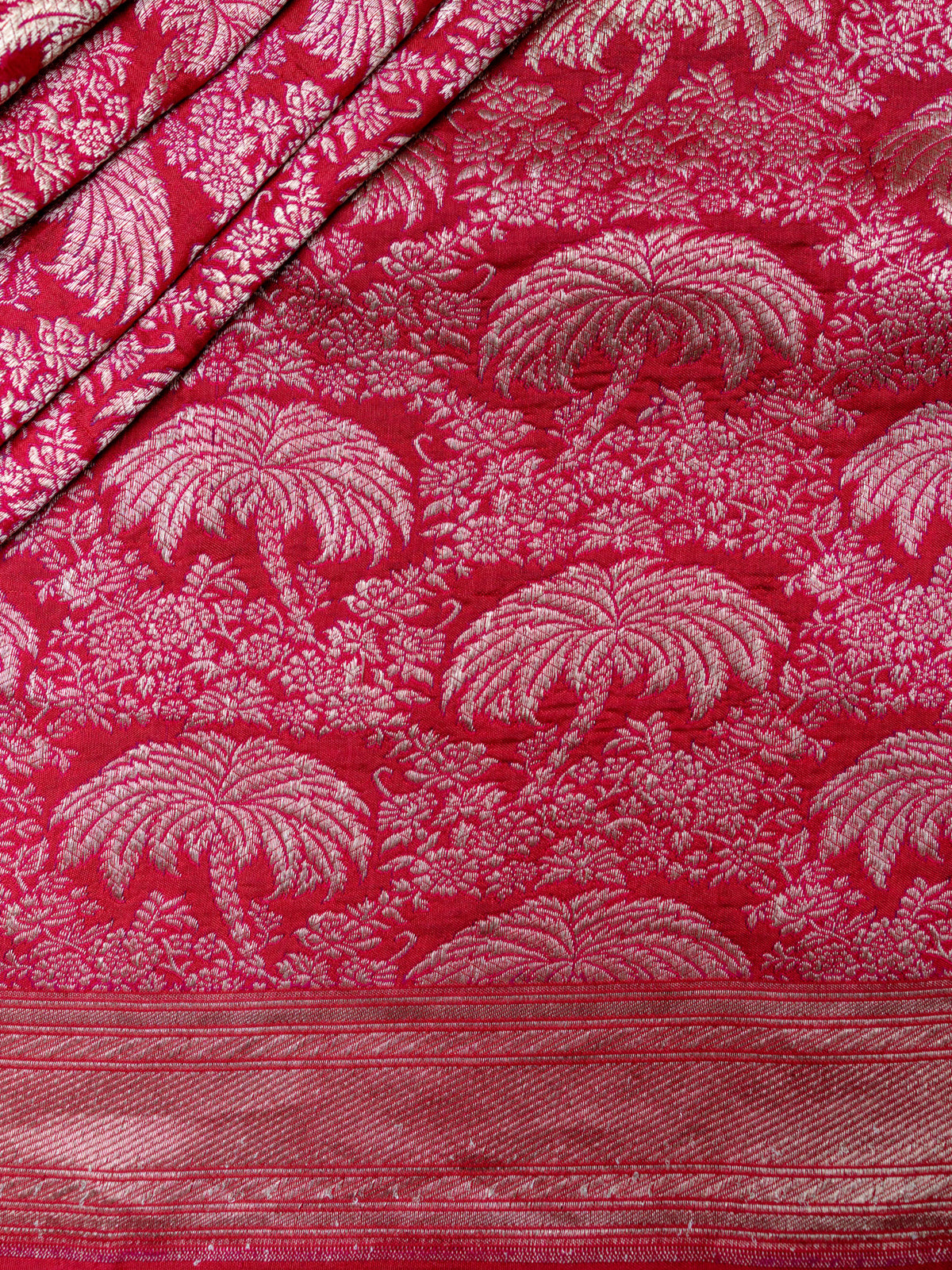 Weaves Banaras
