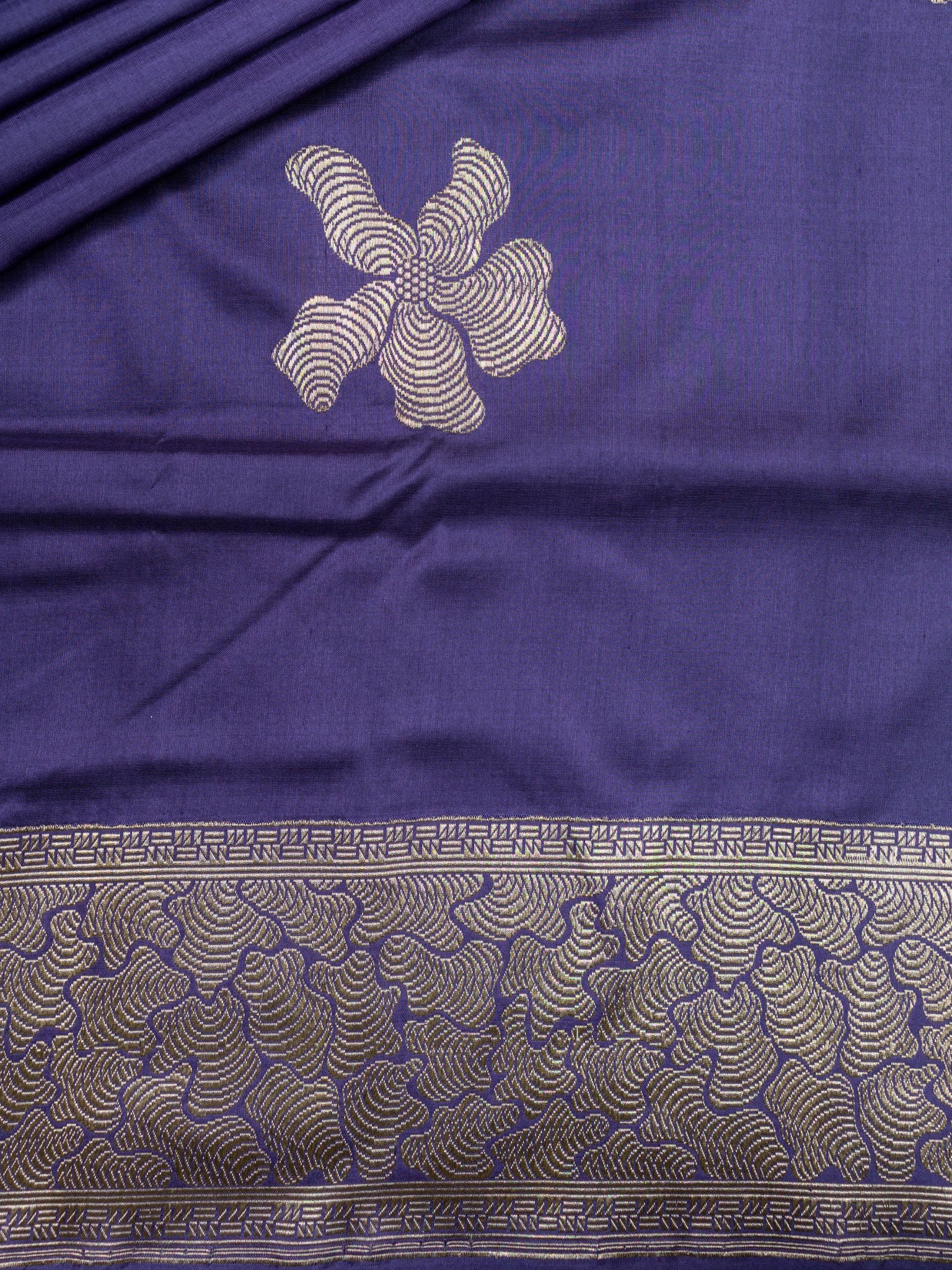 Weaves Banarasi Butta