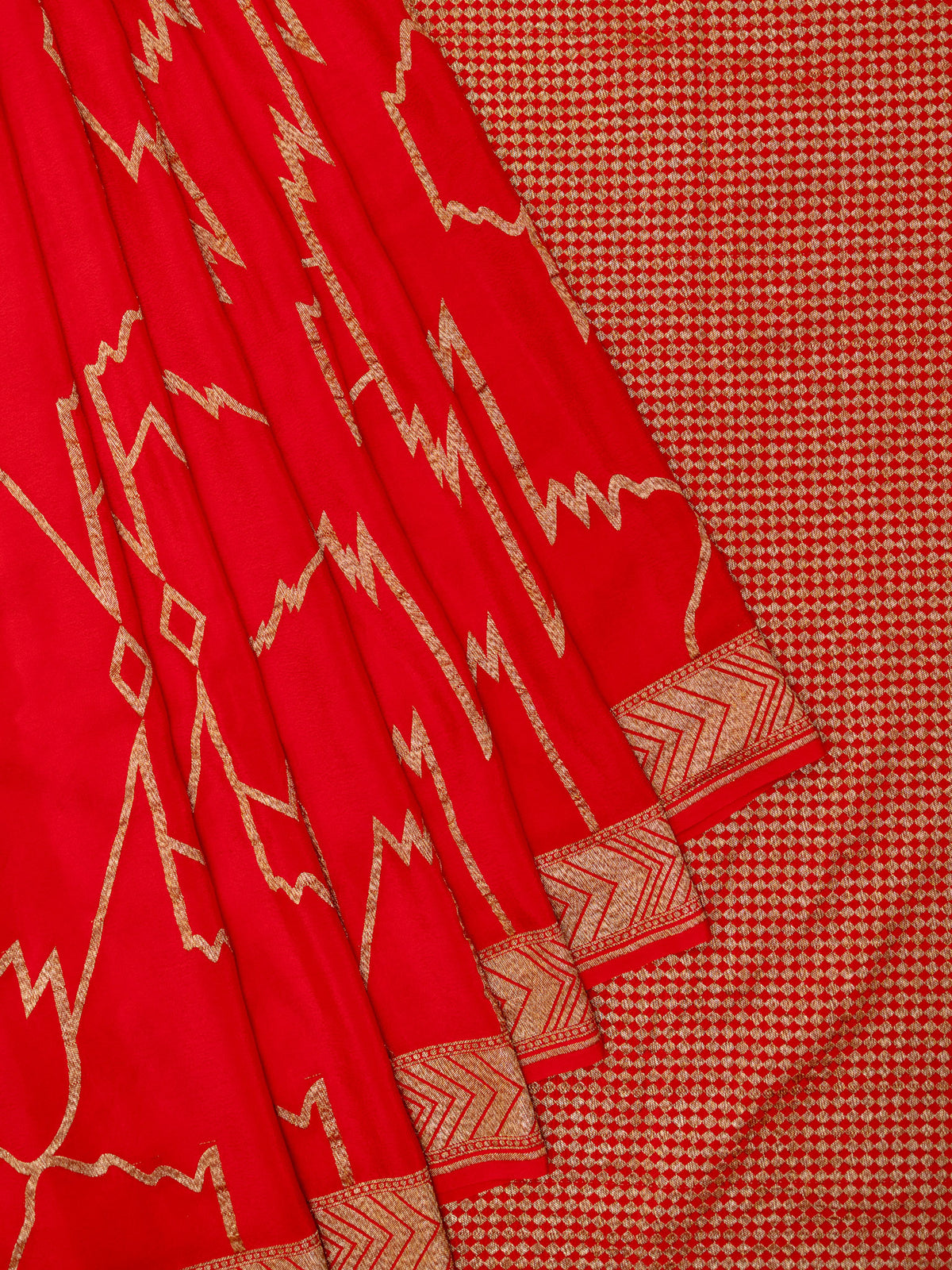 Fancy Crepe All Over Geometric Weave With Border Red