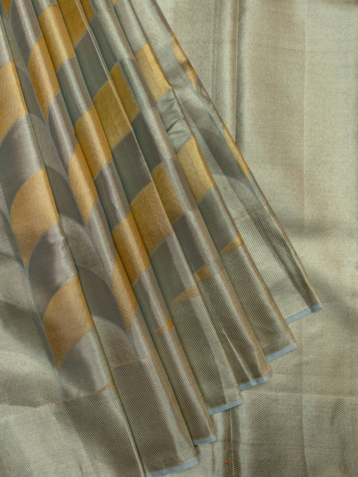 Kanjeevaram Tissue Kanchi Pattu All Over Geometric Weave Ash