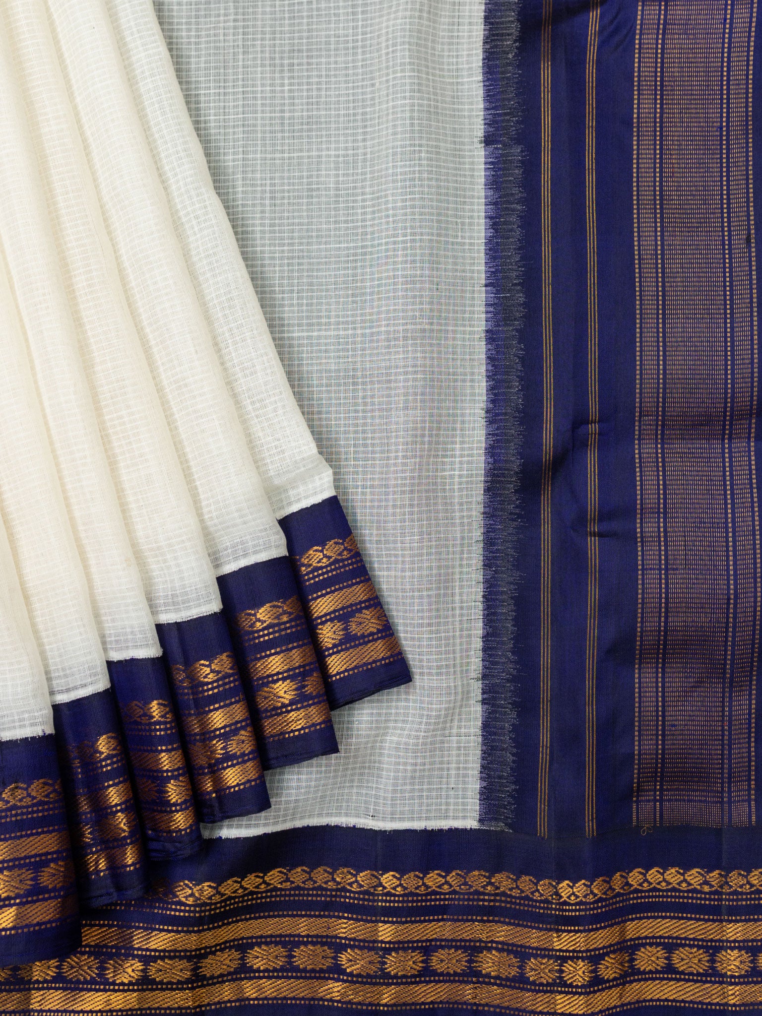 Weaves Gadwal Sikho With Contrast Border