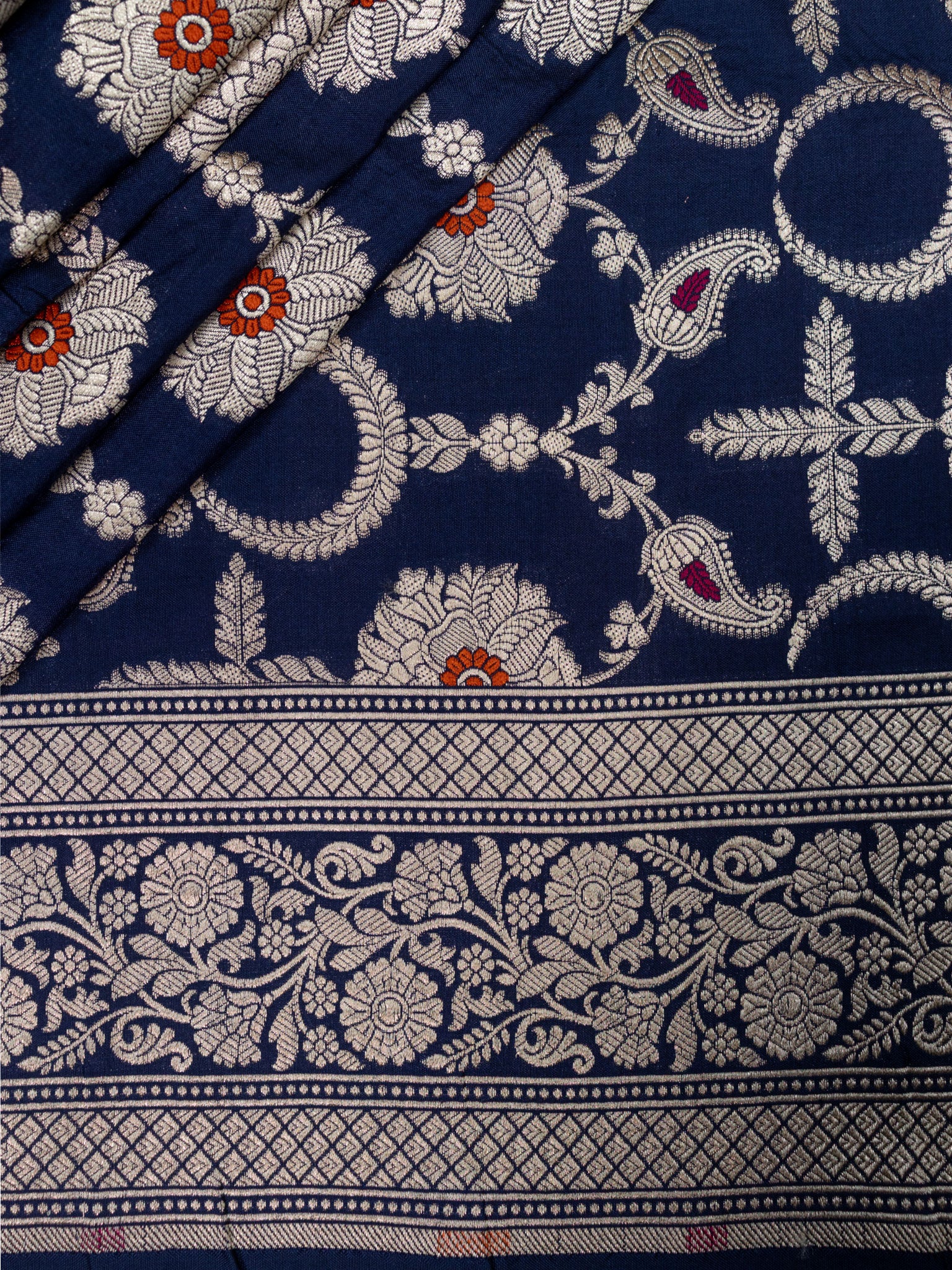 Weaves Banarasi Butta