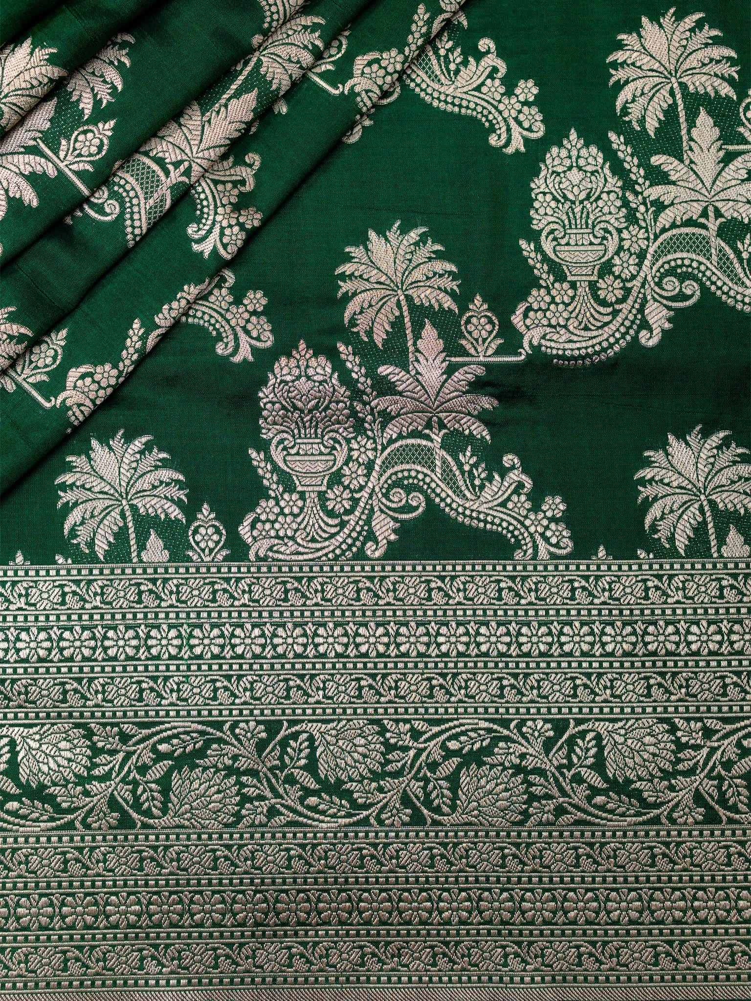 Weaves Banarasi Jaal