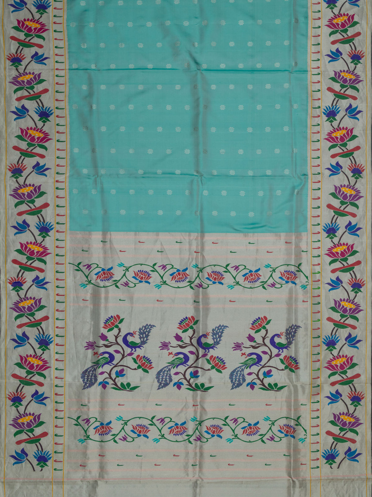 Weaves Paithani Saree With Contrast Border