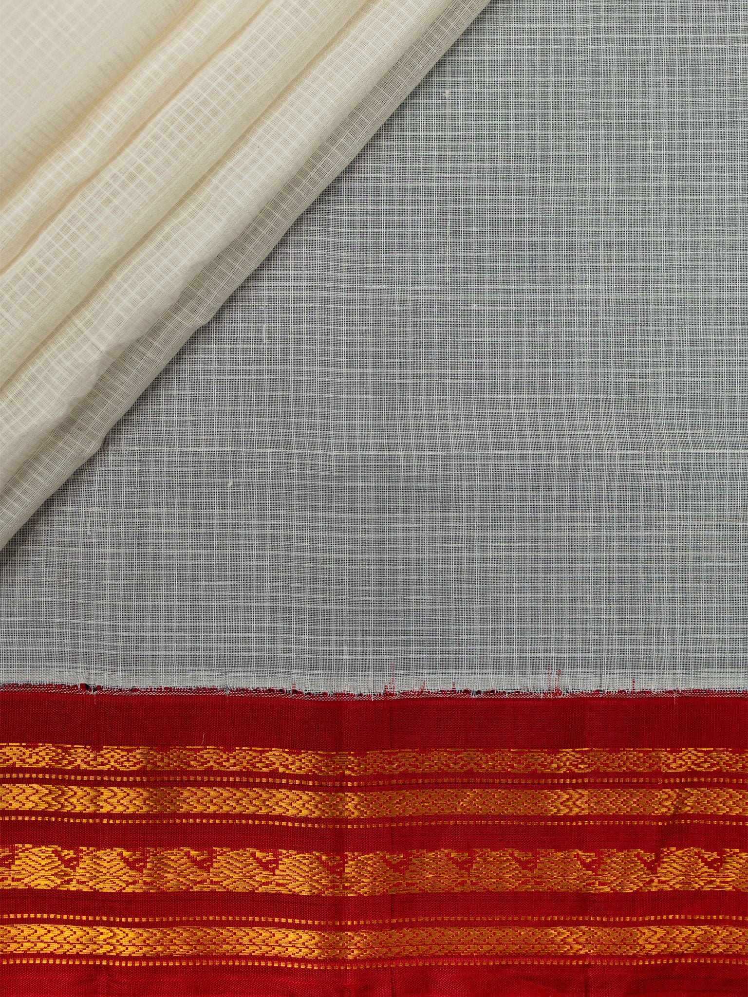 Weaves Gadwal Sikho With Contrast Border
