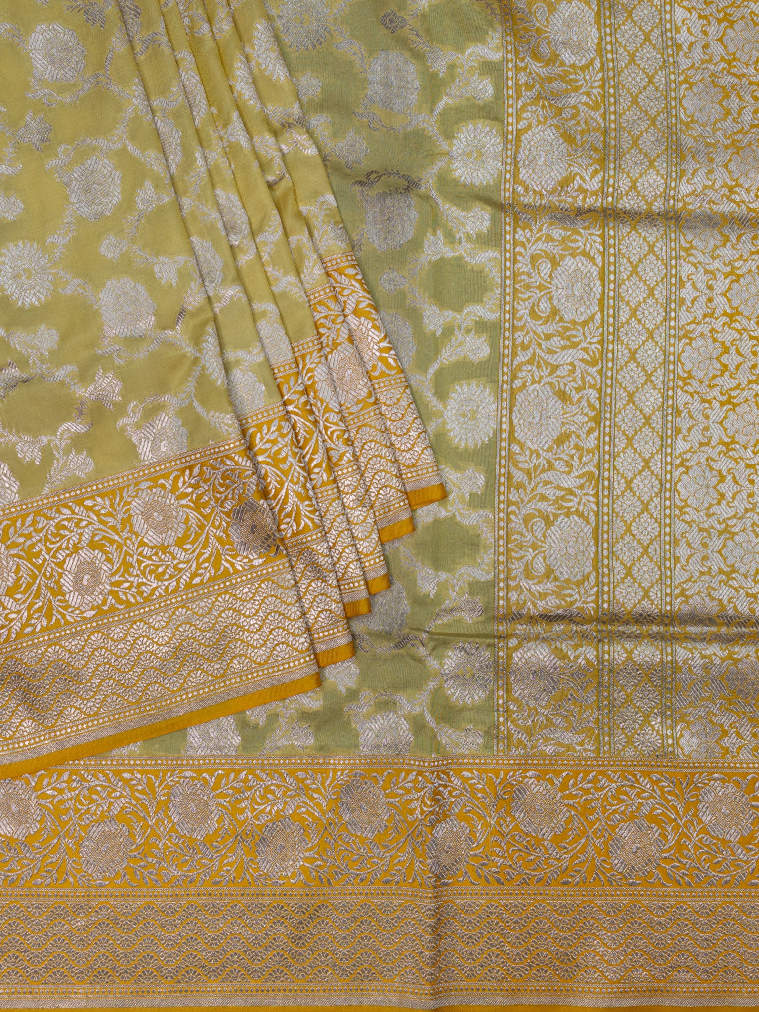 Weaves Banarasi Jaal