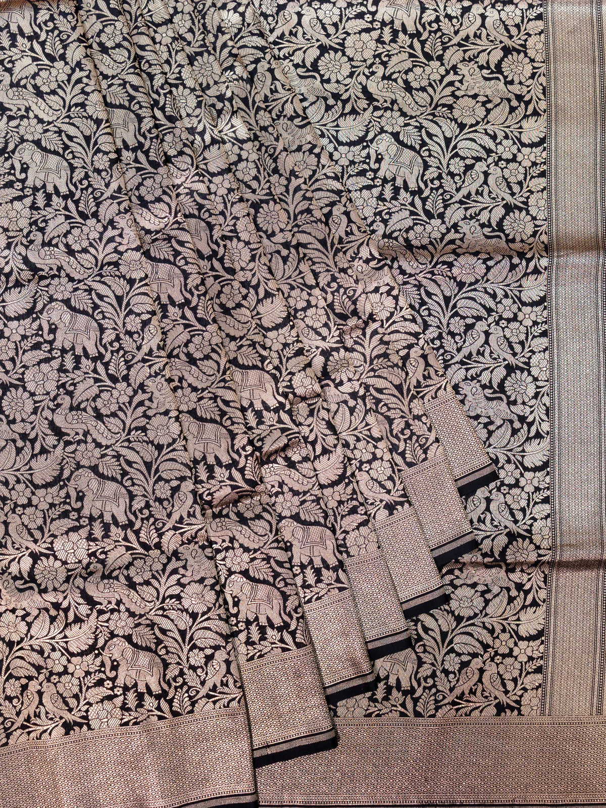 Weaves Banarasi Banarasi Jaal Black