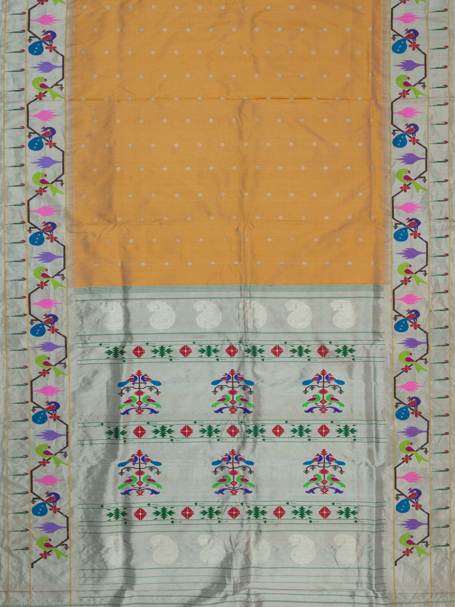 Weaves Paithani Saree With Contrast Border
