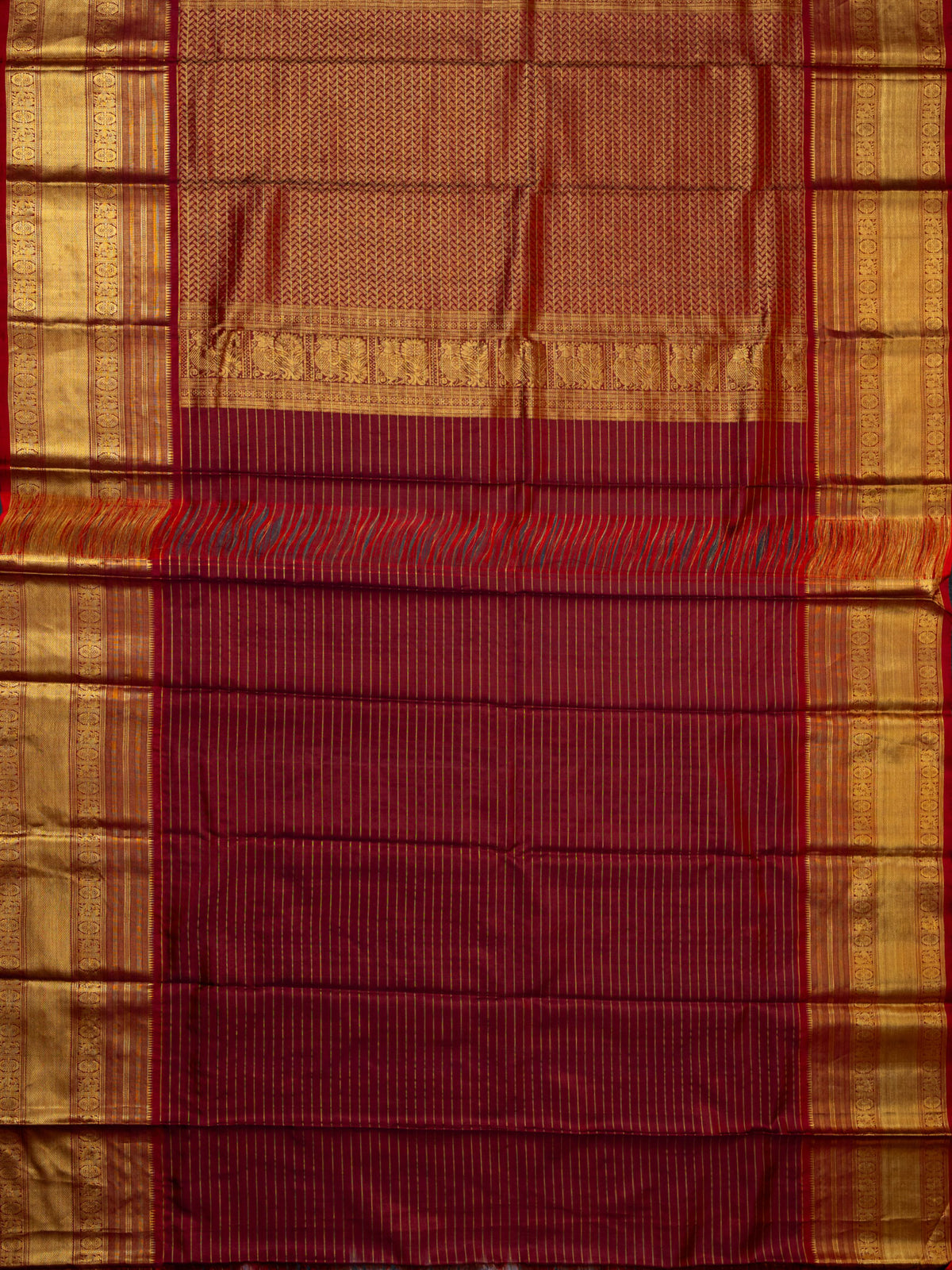Kanjeevaram Kanchi Pattu All Over Checks With Thread Butta Gold Zari (Talambralu) White + Brick