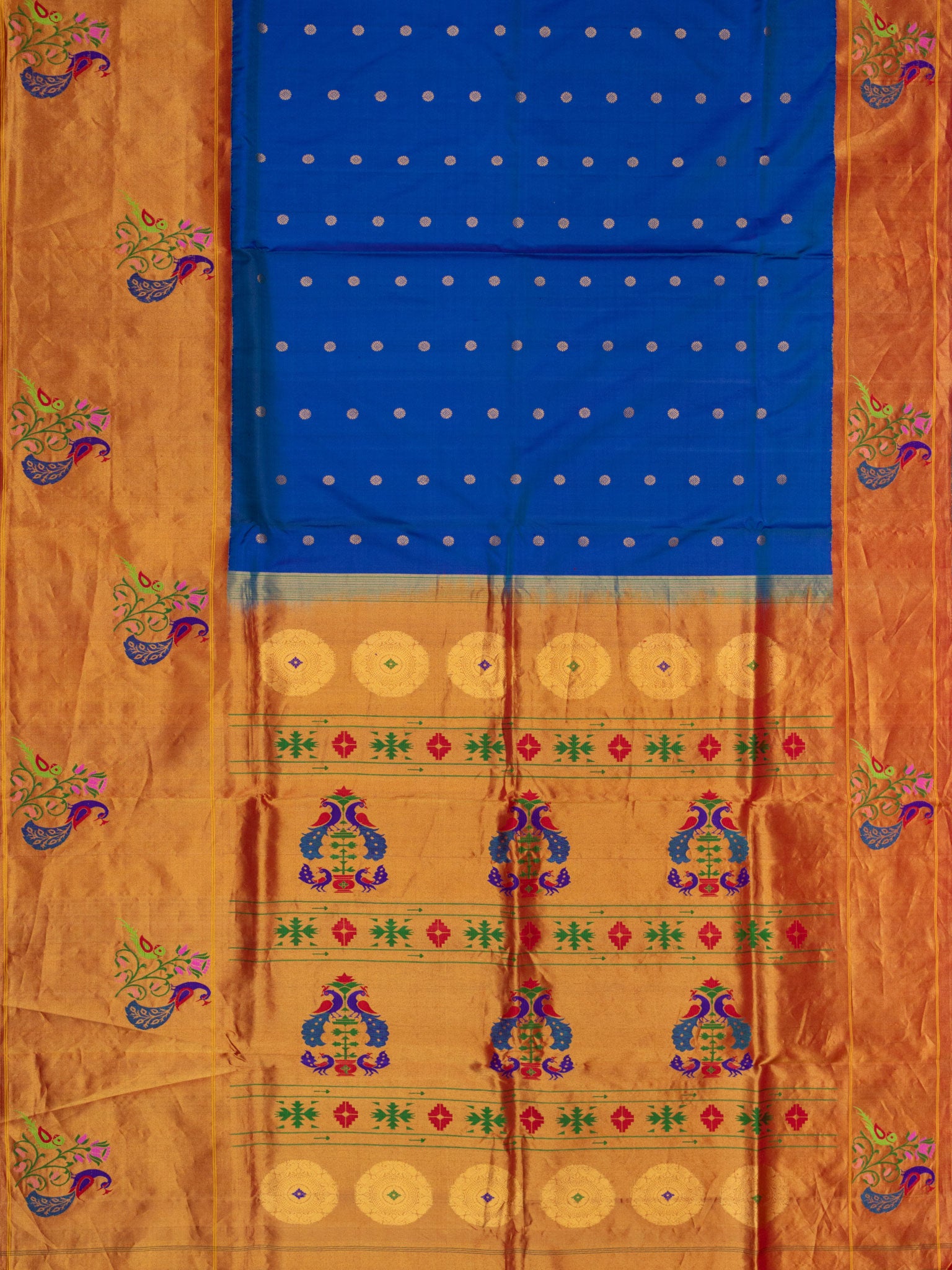 Weaves Paithani Saree With Contrast Border